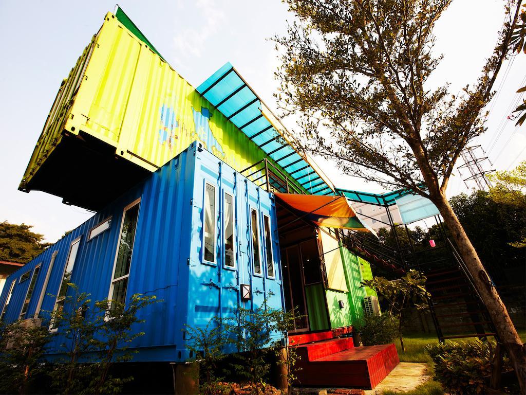 Wh Hostel Bangkok Exterior photo