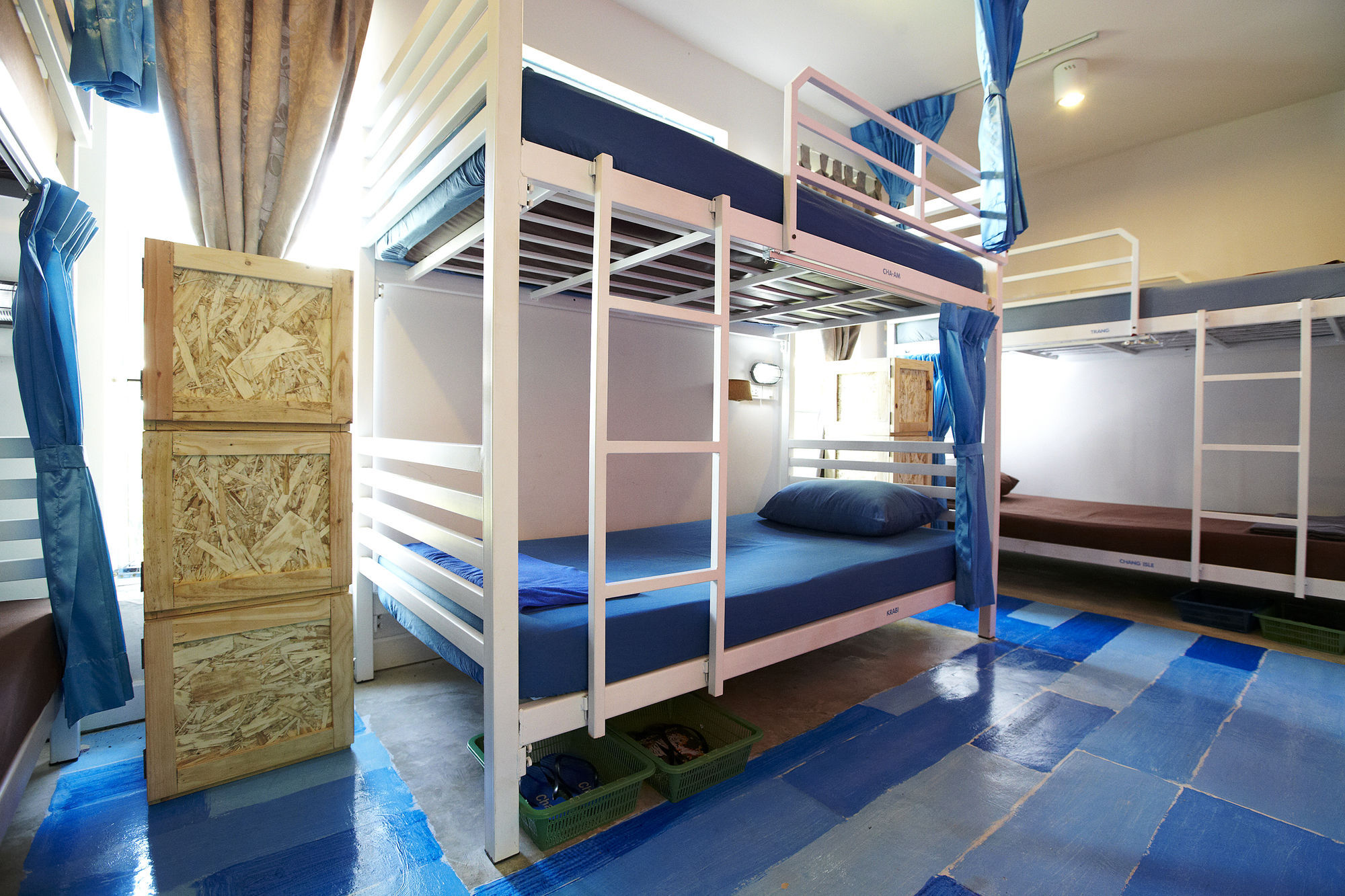 Wh Hostel Bangkok Exterior photo
