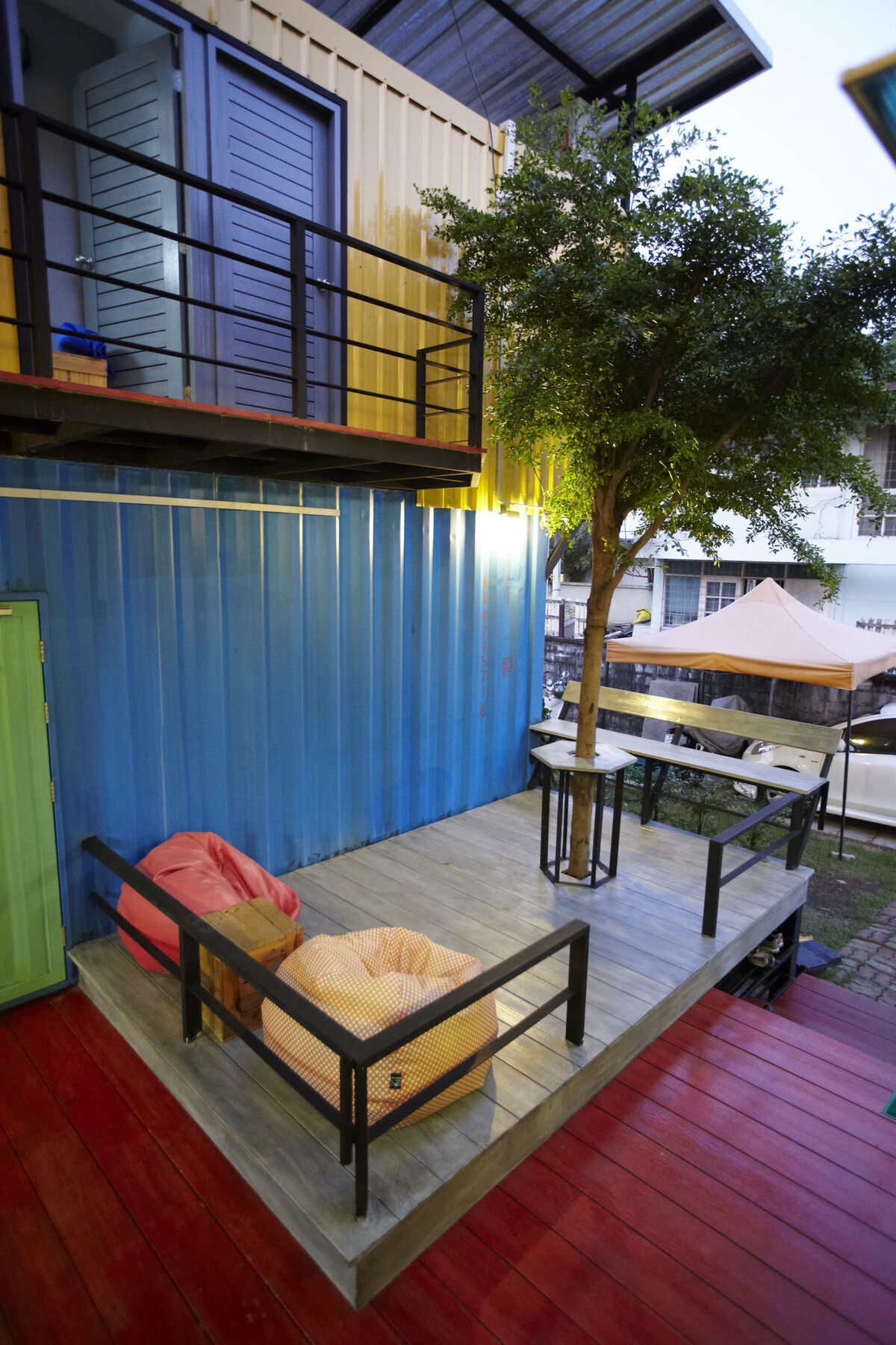 Wh Hostel Bangkok Exterior photo