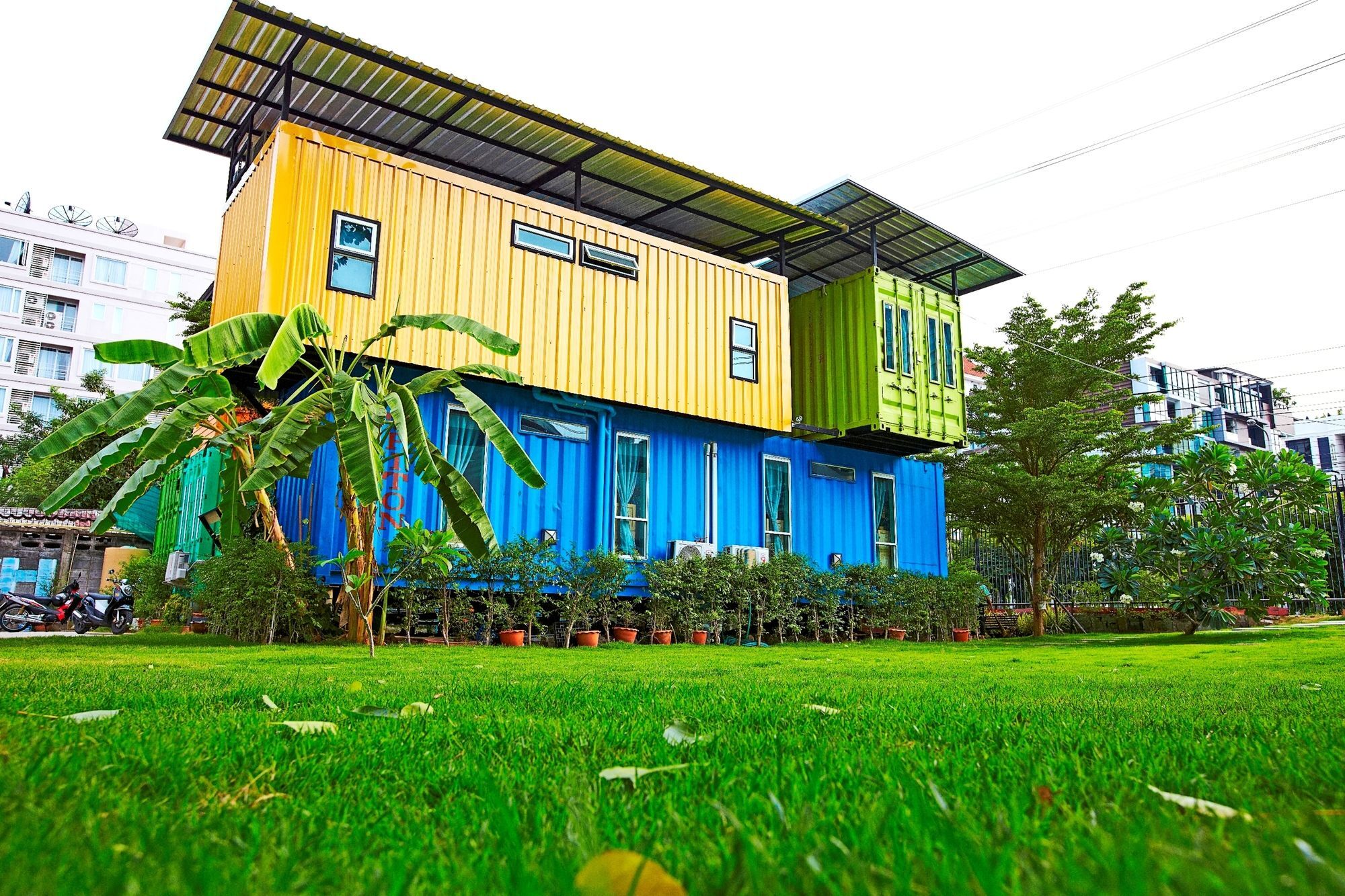 Wh Hostel Bangkok Exterior photo